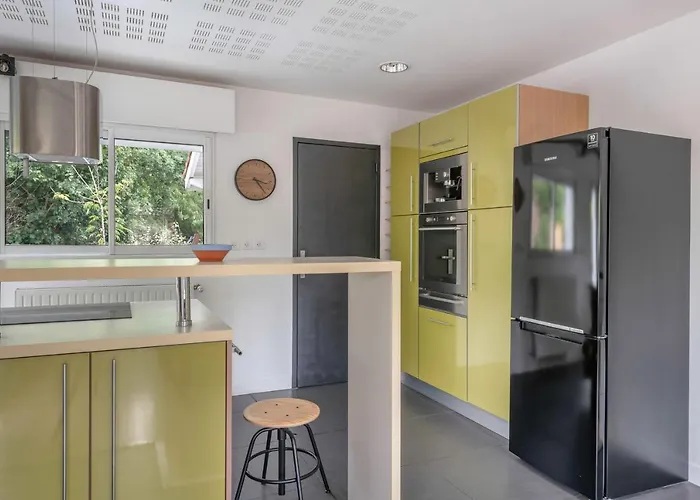 - Magnifique Maison Avec Piscine - 8 Pers בית נופש *