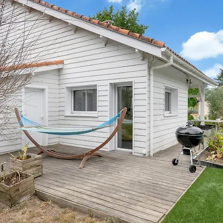 別荘 - Magnifique Maison Avec Piscine - 8 Pers