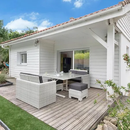 - Magnifique Maison Avec Piscine - 8 Pers 펜션