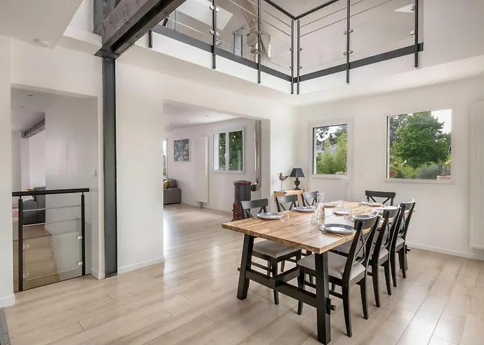 - Magnifique Maison Avec Piscine - 8 Pers