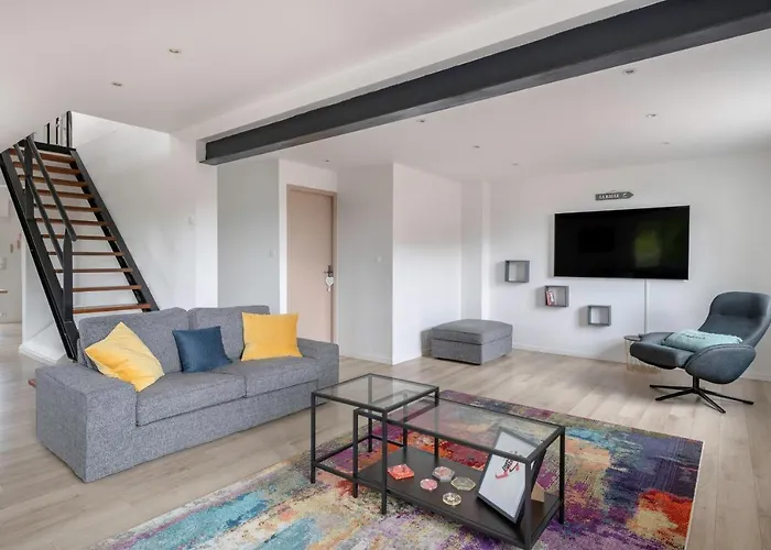 - Magnifique Maison Avec Piscine - 8 Pers 펜션 *