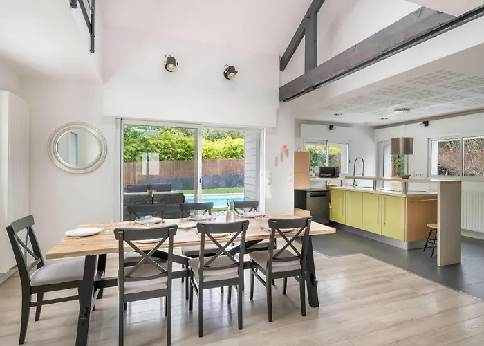 - Magnifique Maison Avec Piscine - 8 Pers Holiday home La Baule-Escoublac